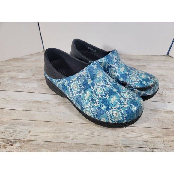 Crocs Dual Comfort Neria Pro II Graphic Clogs Slip Resistant 205385 Women Size 8 - Picture 2 of 10